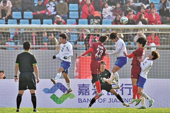 开云在线-足球， 点燃一座城|上海足球|戴麟经|上海|乐华|足球队_新浪体育_新浪新闻