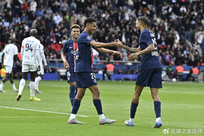 kaiyun-法甲-巴黎VS里尔：三冠王之后，大巴黎三线全崩？|巴黎圣日耳曼|法国杯|世界足球先生|欧冠冠军|法甲赛事_新浪体育_新浪新闻